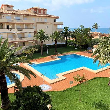 La Marina Vyb Frente Al Mar Apartman Denia Kültér fotó