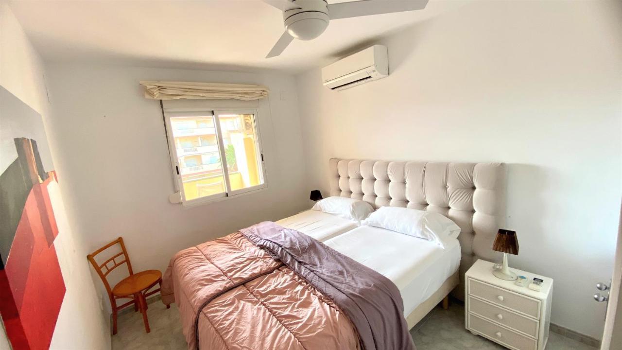 La Marina Vyb Frente Al Mar Apartman Denia Kültér fotó