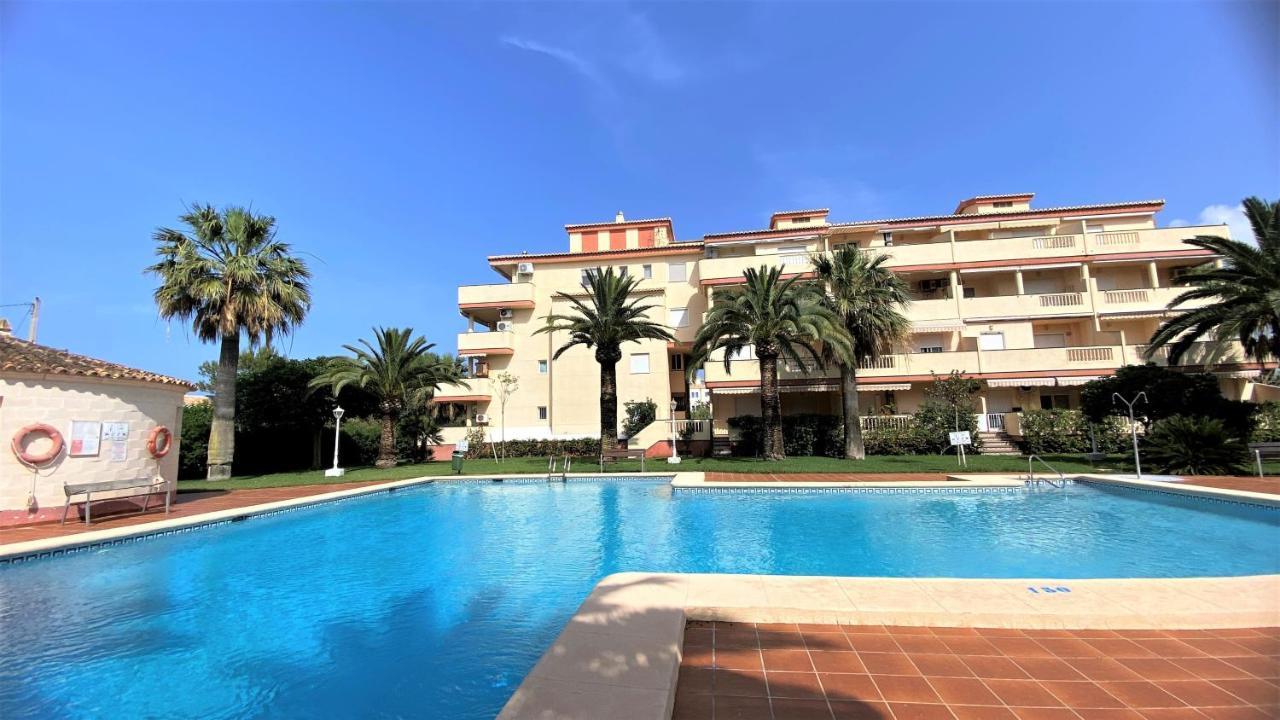 La Marina Vyb Frente Al Mar Apartman Denia Kültér fotó
