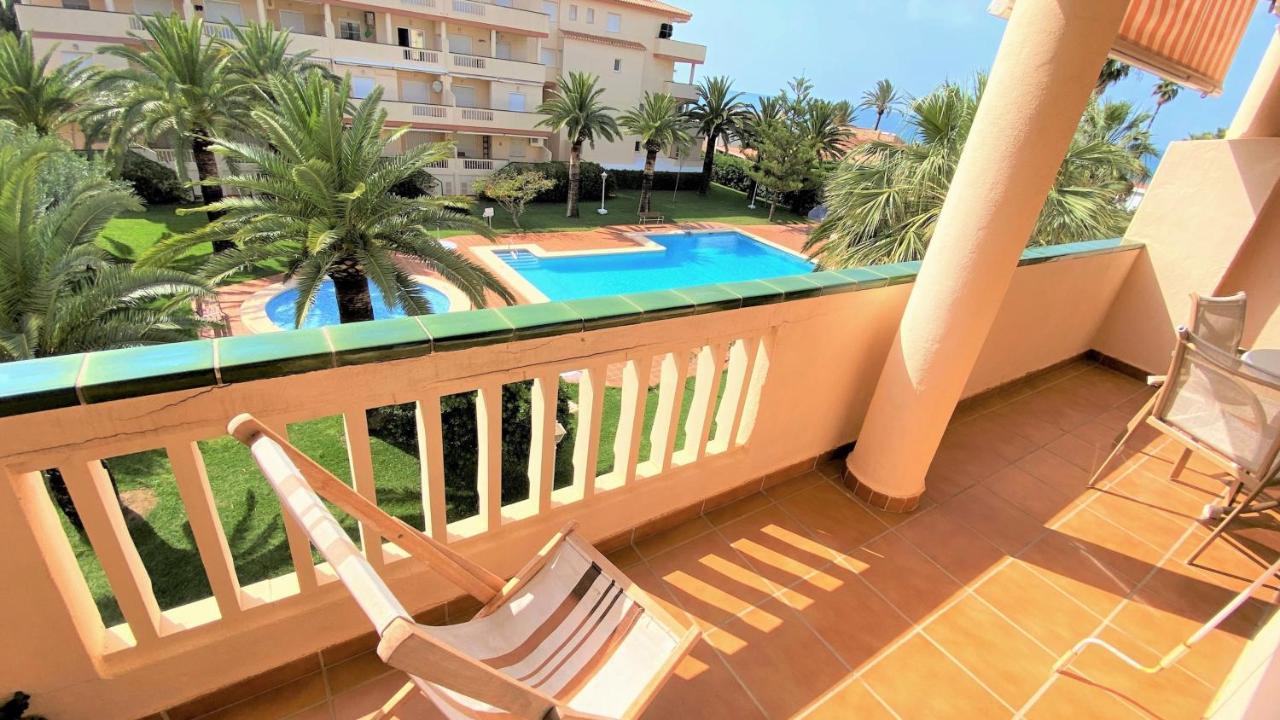 La Marina Vyb Frente Al Mar Apartman Denia Kültér fotó