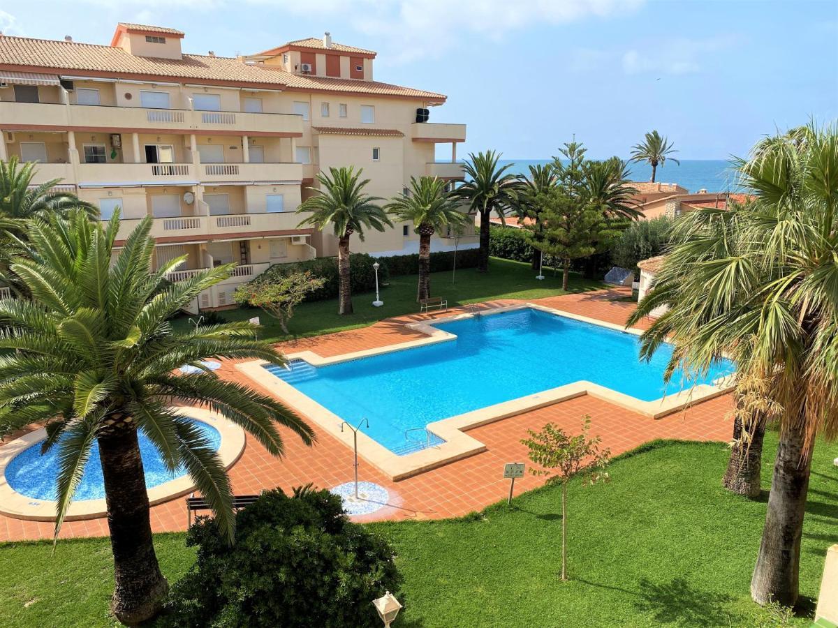 La Marina Vyb Frente Al Mar Apartman Denia Kültér fotó